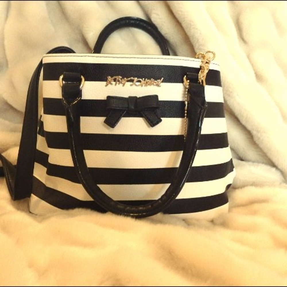 Betsey Johnson purse